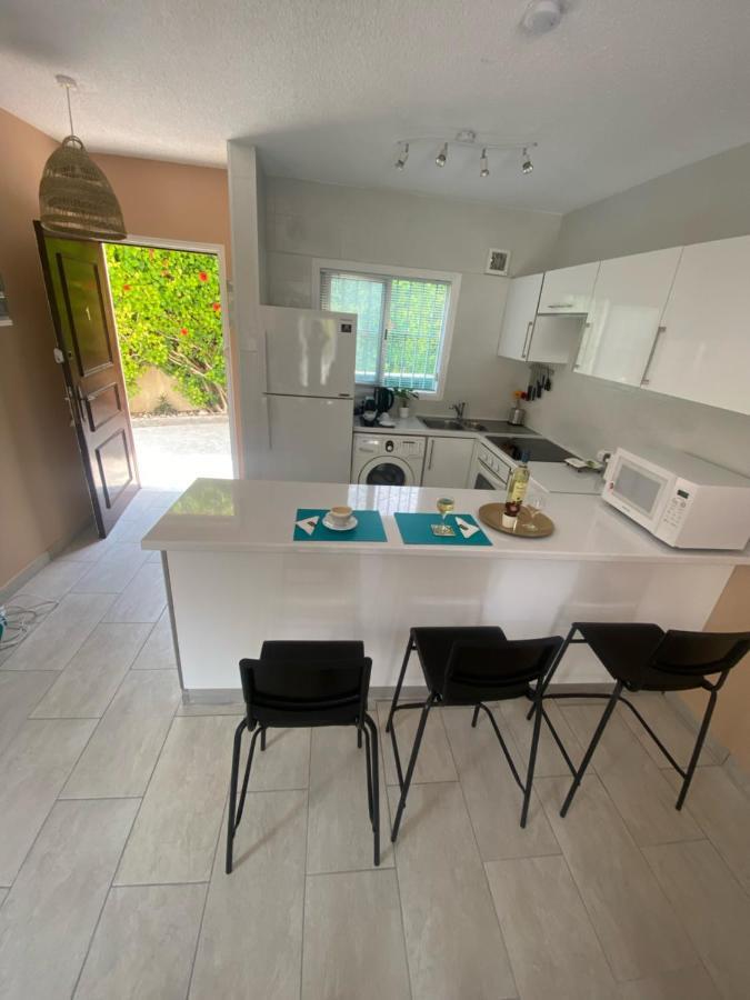 Seaside Maisonette 200M From Sea Pafos Dış mekan fotoğraf