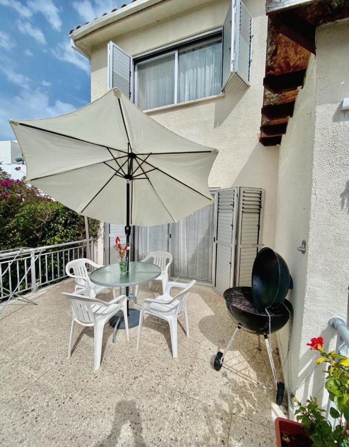 Seaside Maisonette 200M From Sea Pafos Dış mekan fotoğraf